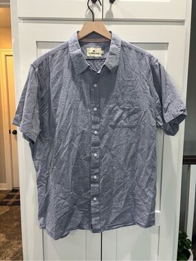 The Normal Brand Men's Blue Short-Sleeve Button-Down Shirt